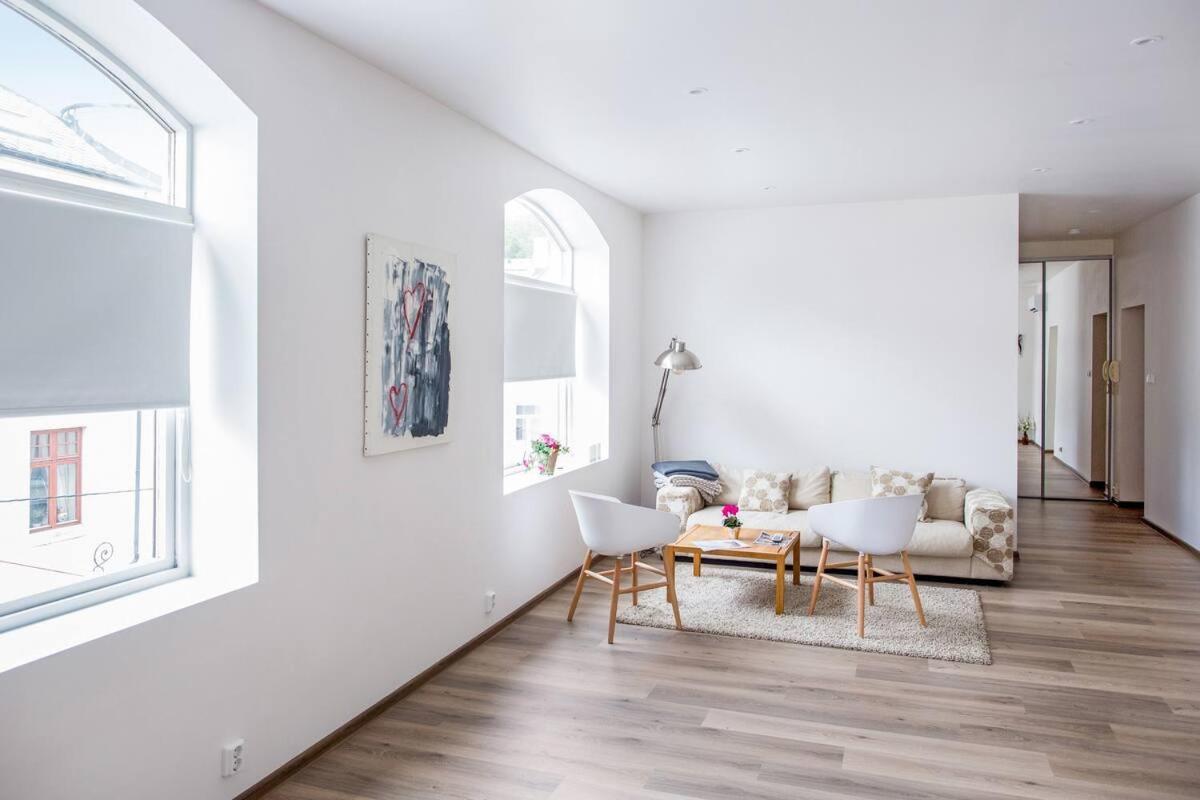 Free Parking Space, 2 Bed Room, Short Walk To Brosundet Ålesund Exterior photo
